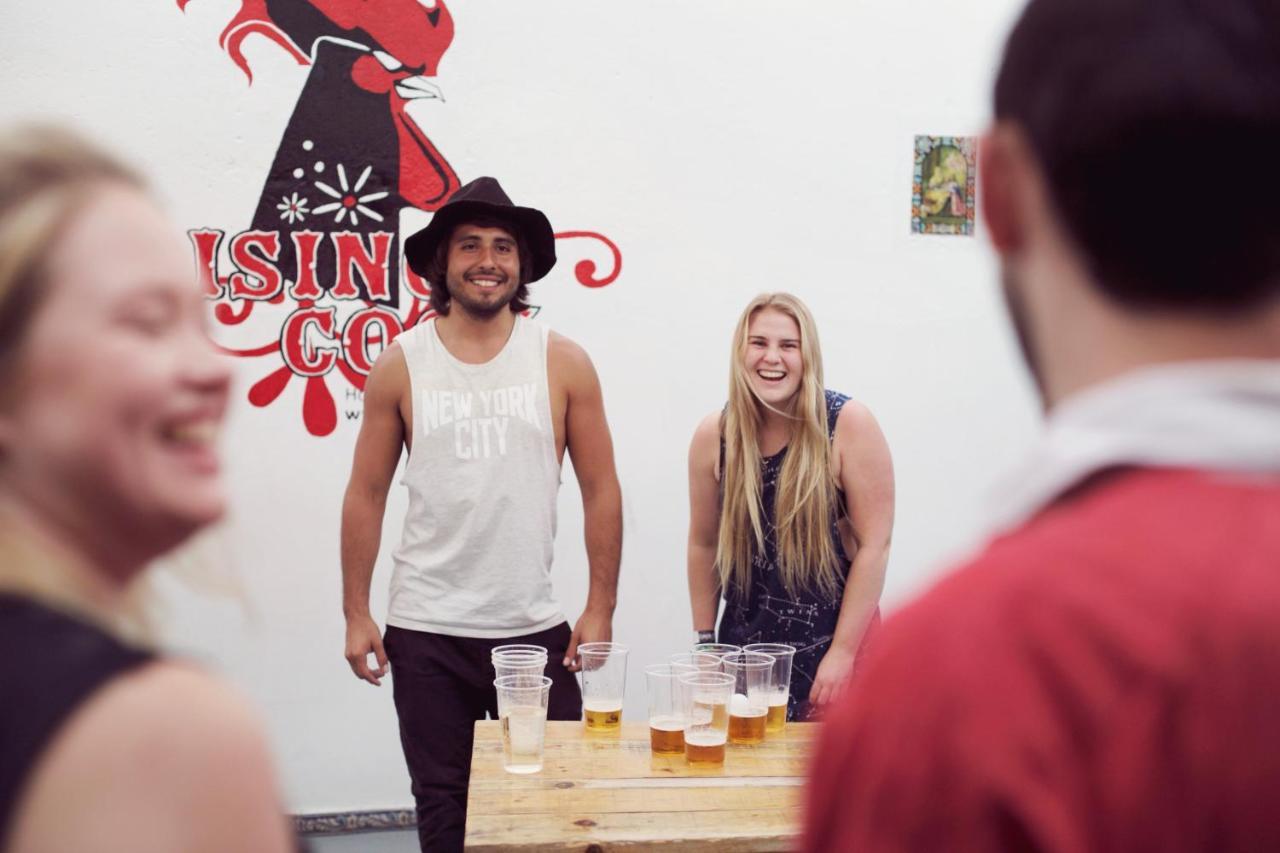Rising Cock Party Hostel Lagos Ngoại thất bức ảnh